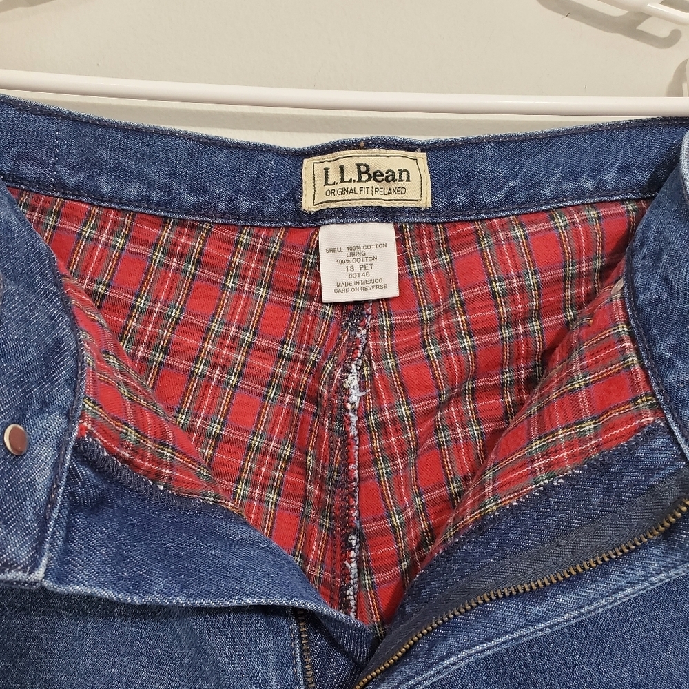 L.L. Bean Plaid Cotton Lined Relaxed Fit Mom Jeans - Picture 3 of 3